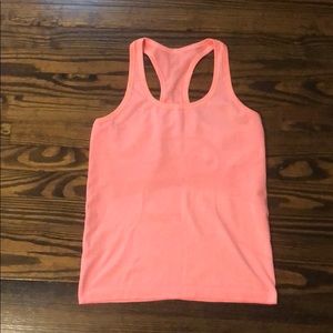 Lululemon swiftly tech racer back